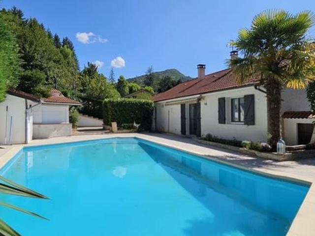 Maison 6 pièces 122 m²