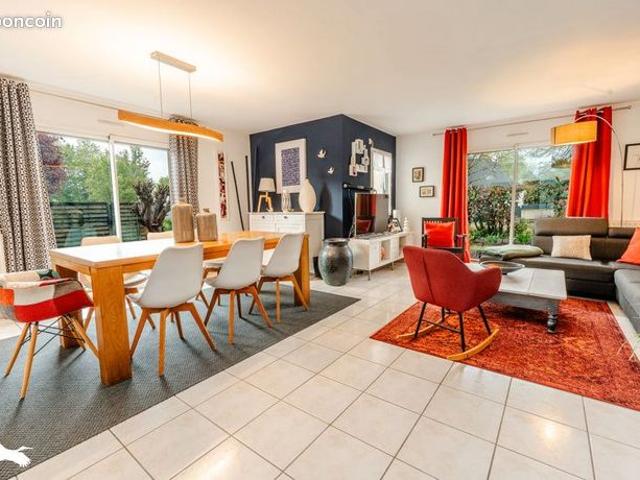 Maison 6 pièces 122 m²