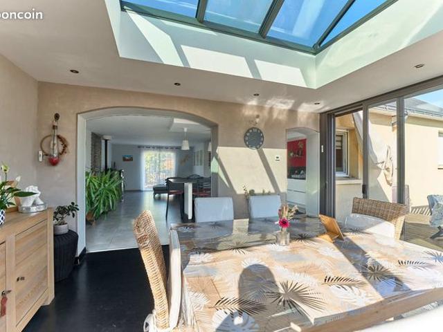 Maison 6 pièces 122 m²
