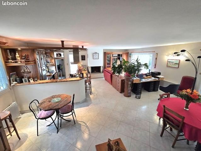 Maison 6 pièces 122 m²