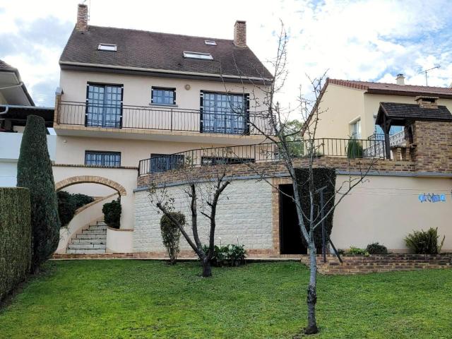 Maison 6 pièces 122 m²