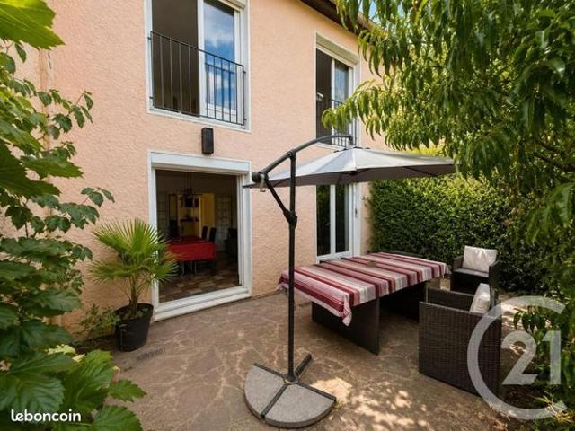 Maison 6 pièces 122 m²
