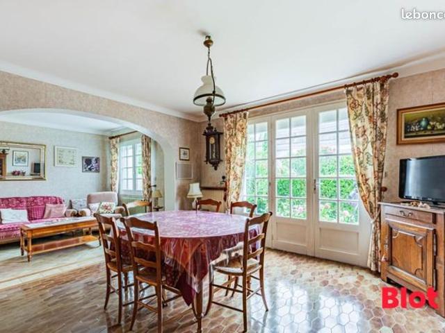 Maison 6 pièces 122 m²