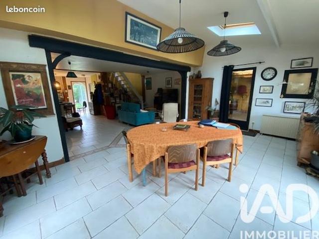 Maison 6 pièces 122 m²
