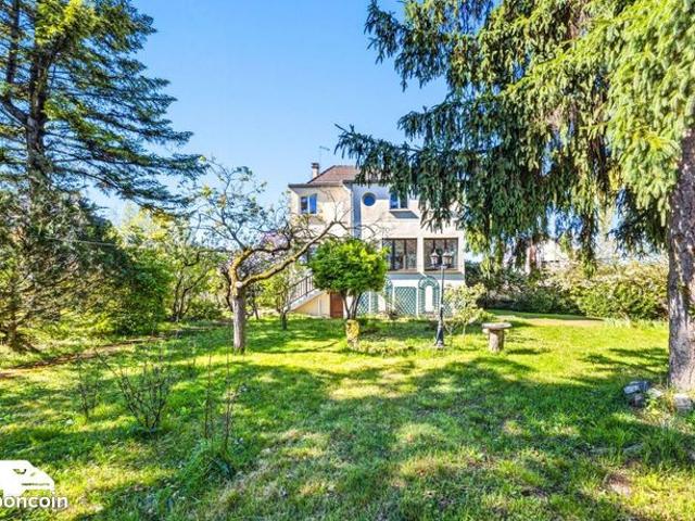 Maison 6 pièces 122 m²