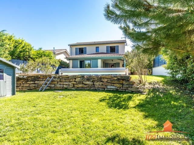 Maison 6 pièces 122 m²