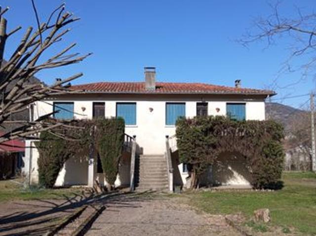 Maison 6 pièces 122 m²