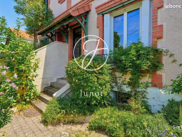 Maison 6 pièces 122 m²