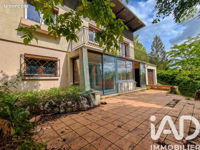 Maison 6 pièces 122 m²