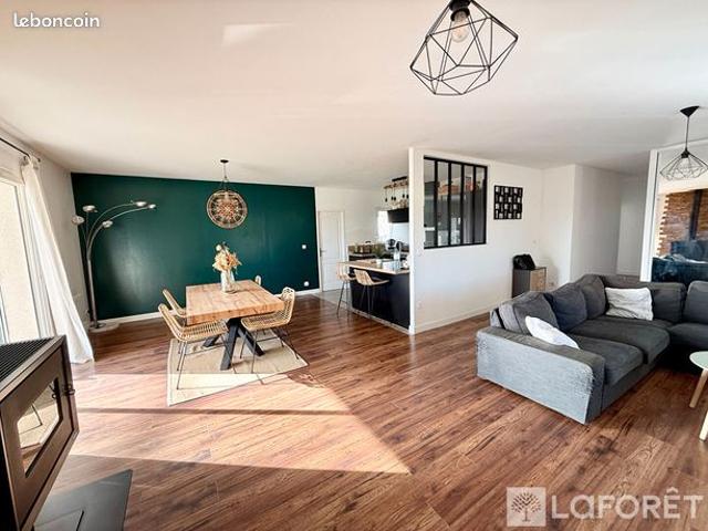 Maison 6 pièces 122 m²