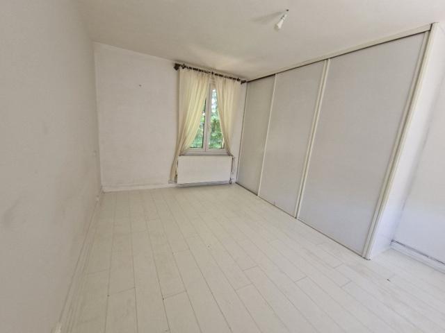 Maison 6 pièces, 122 m² à louer à Sézanne 51120