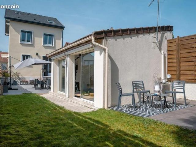 Maison 6 pièces 153 m²