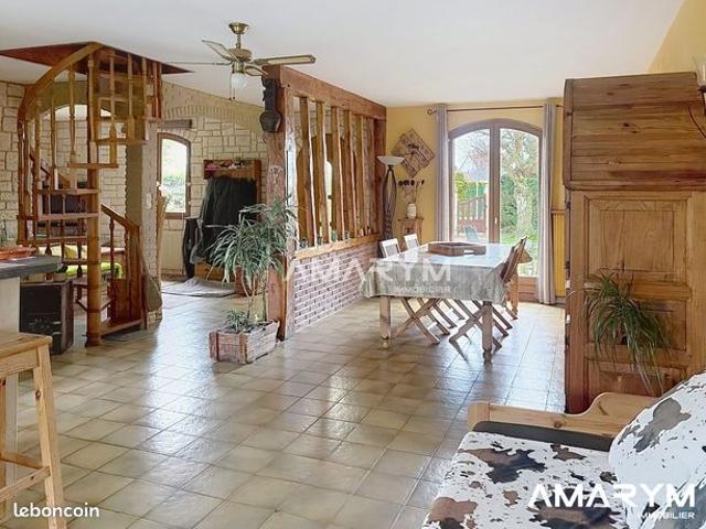 Propriété 6 pièces 123 m²
