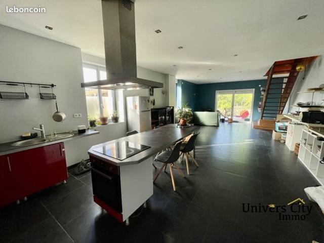 Maison 6 pièces 123 m²