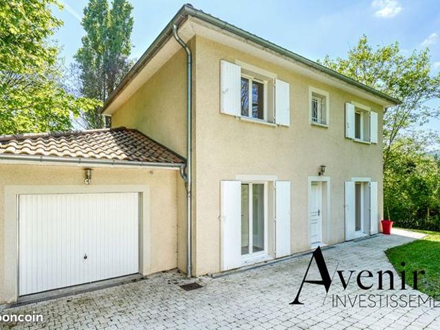 Maison 6 pièces 123 m²