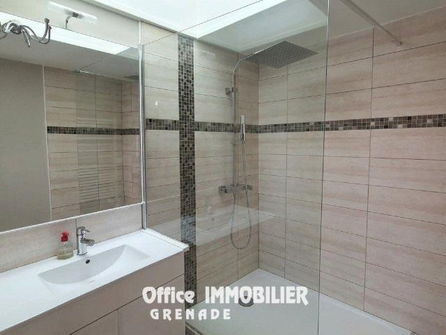 Maison 6 pièces, 123 m² à louer à Grenade 31330