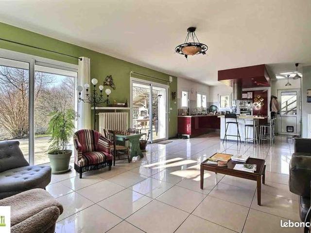 Maison 6 pièces 134 m²