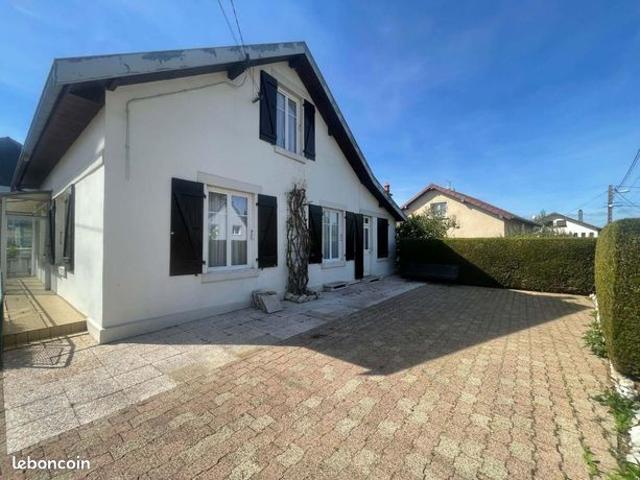 Maison 6 pièces 134 m²