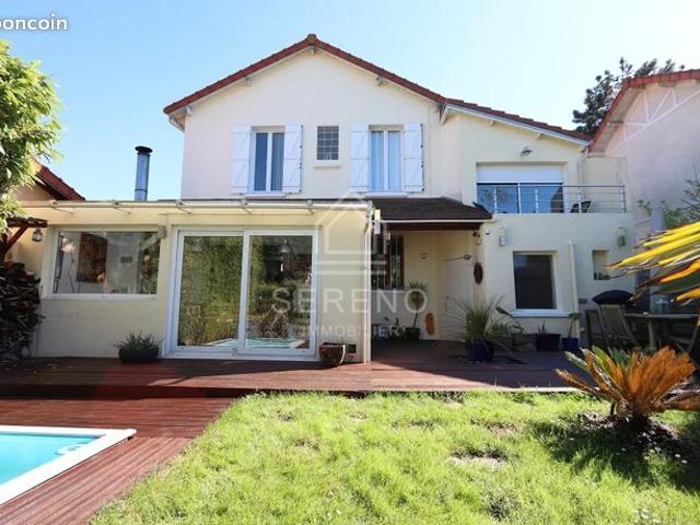 Maison 6 pièces 134 m²