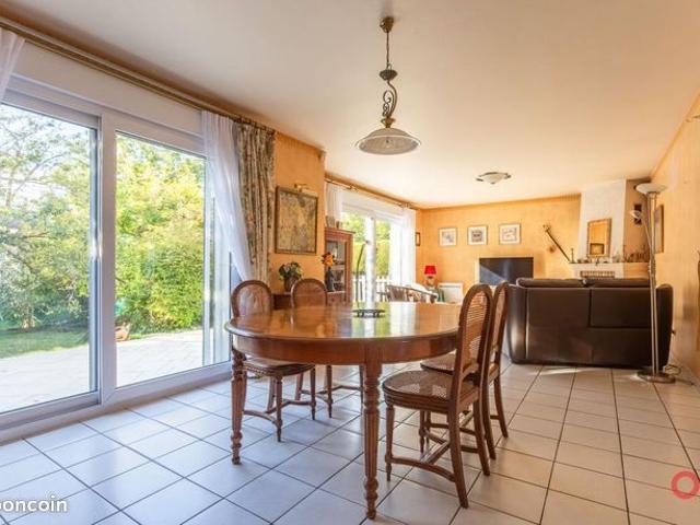 Maison 6 pièces 134 m²