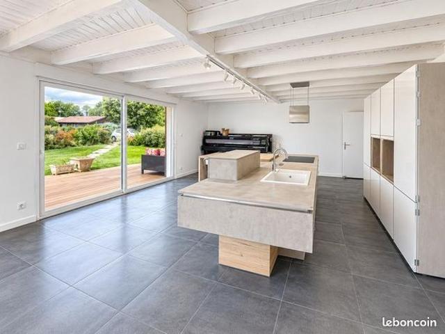 Maison 6 pièces 135 m²