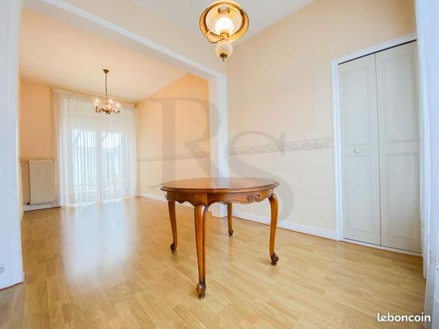 Maison 6 pièces 135 m²