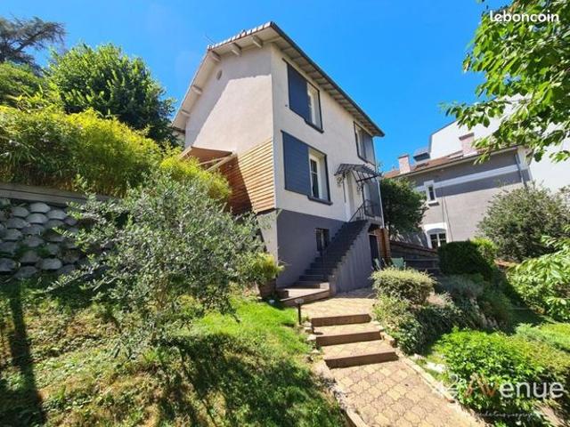 Maison 6 pièces 135 m²