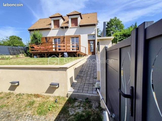 Maison 6 pièces 135 m²