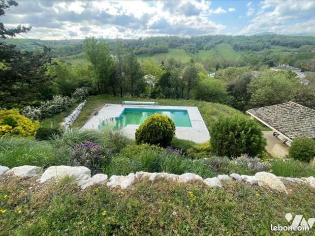 Maison 6 pièces 135 m²