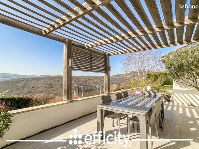 Maison 6 pièces 135 m²