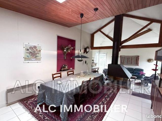 Maison 6 pièces 135 m²