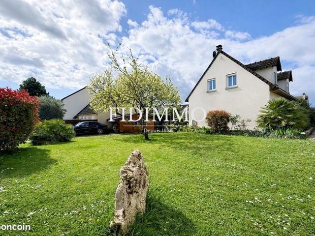 Maison 6 pièces 135 m²