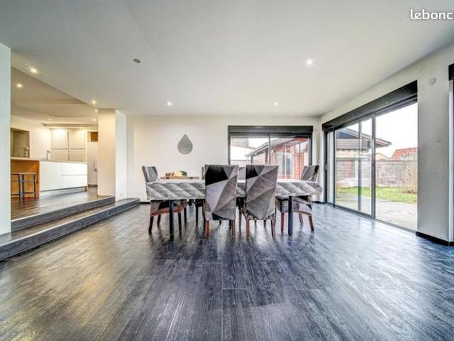 Maison 6 pièces 135 m²