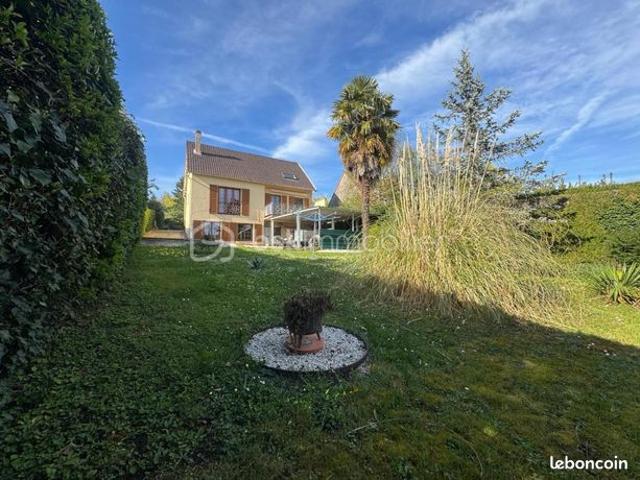 Maison 6 pièces 135 m²