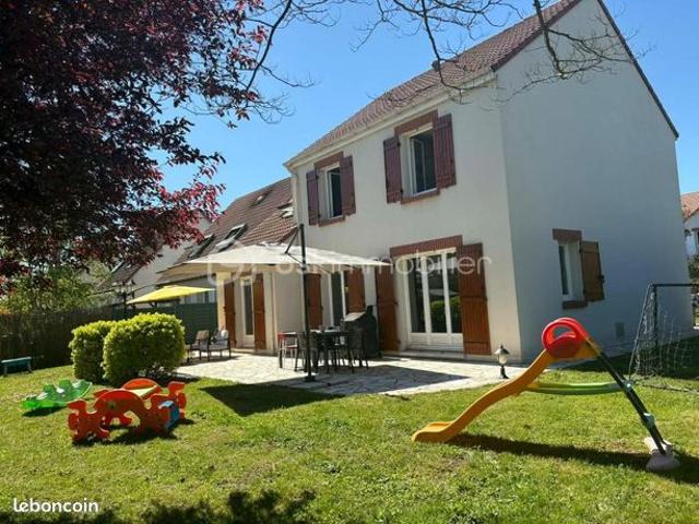 Maison 6 pièces 135 m²
