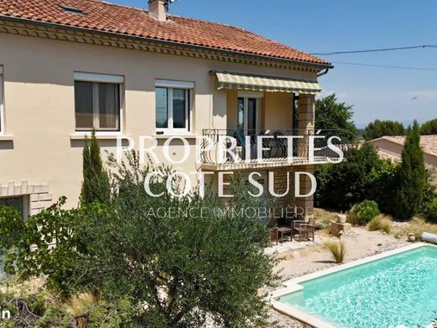 Maison 6 pièces 135 m²