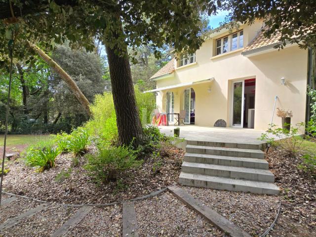 Maison 6 pièces 135 m²