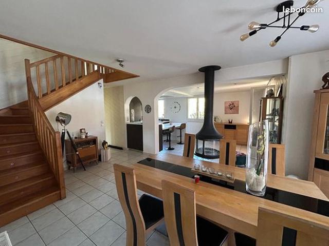 Maison 6 pièces 135 m²