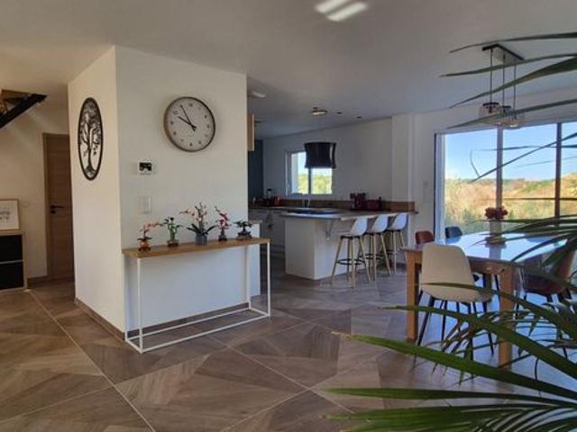 Maison 6 pièces 135 m²