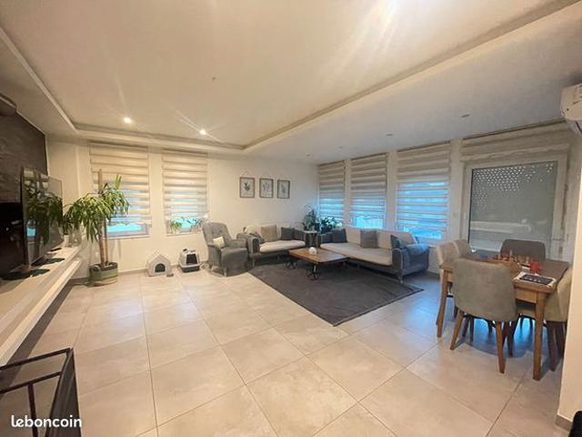 Maison 6 pièces 135 m²