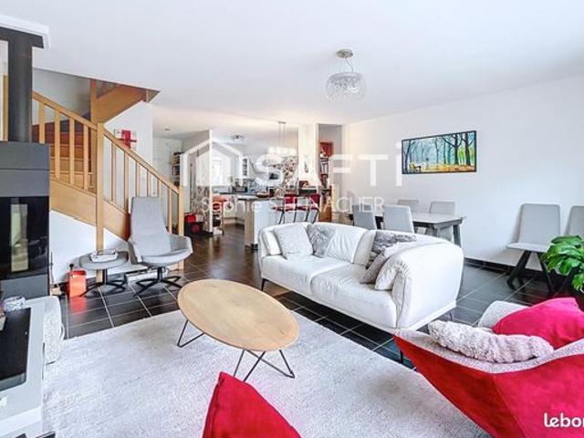 Maison 6 pièces 135 m²