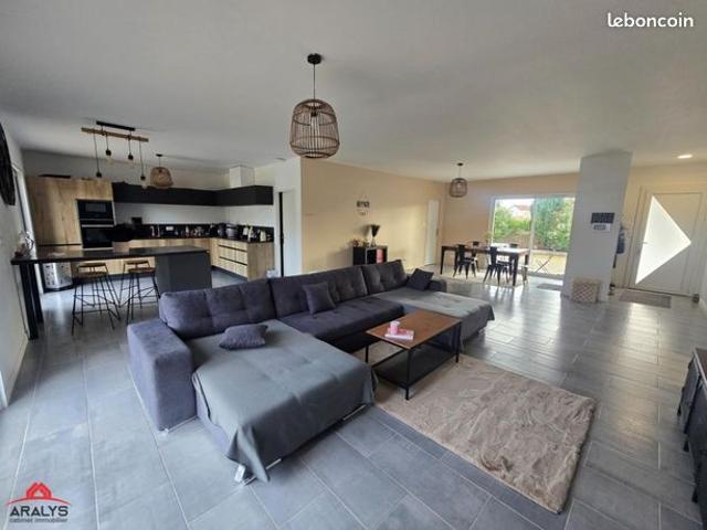 Maison 6 pièces 135 m²