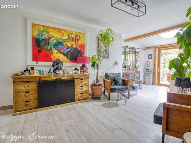 Maison 6 pièces 135 m²