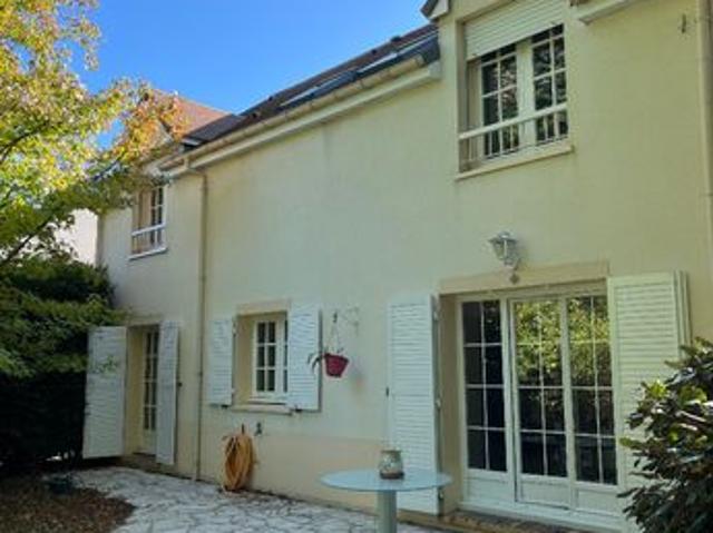 Maison 6 pièces 135 m²