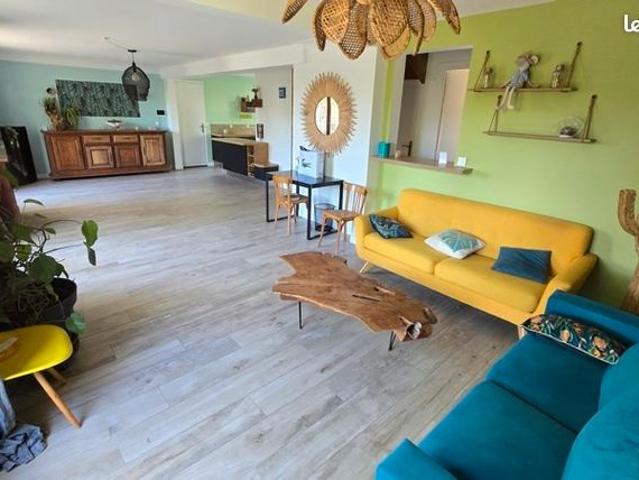 Maison 6 pièces 135 m²