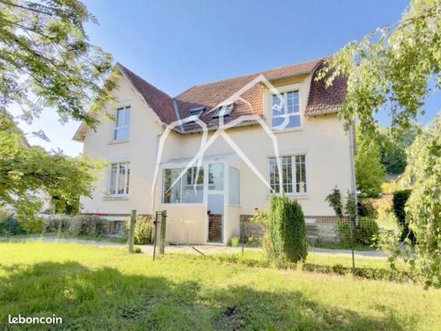 Maison 6 pièces 135 m²