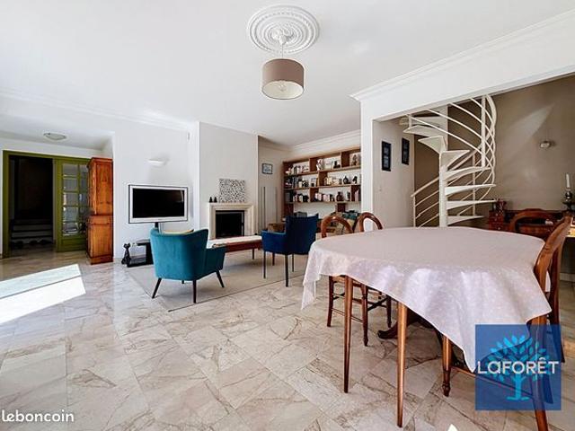 Maison 6 pièces 135 m²