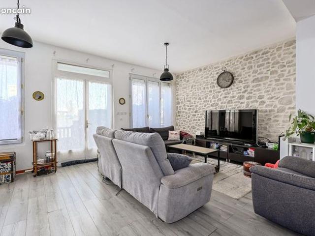Maison 6 pièces 136 m²