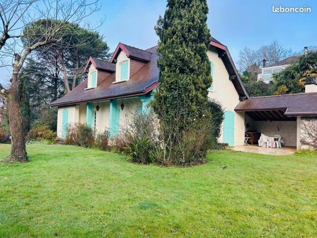 Maison 6 pièces 136 m²