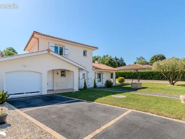 Maison 6 pièces 136 m²